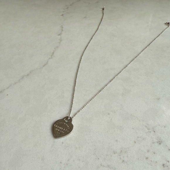 Return to Tiffany Heart Tag Pendant - Picture 2 of 11
